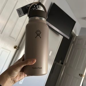 ISO Taproot Hydroflask